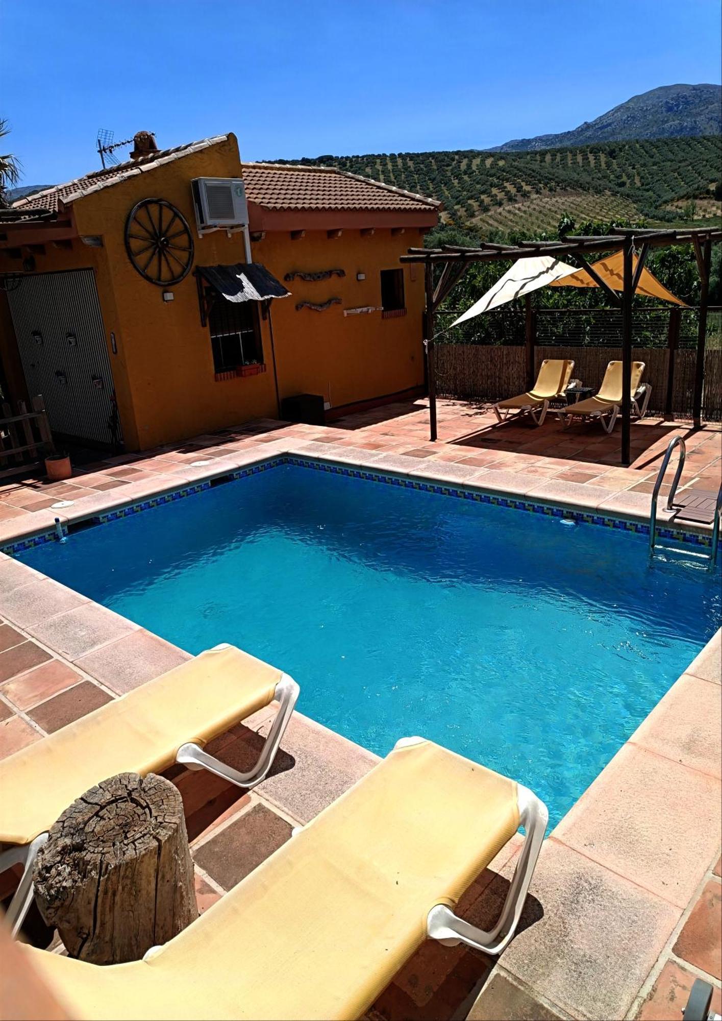 Cortijo Petra Bed & Breakfast Villanueva del Rosario Luaran gambar
